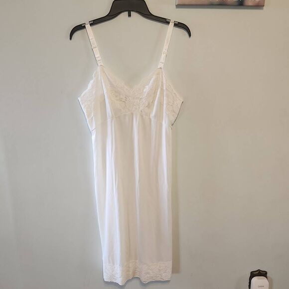 Vintage Pinehurst Lingerie Slip Negligee Night Gown size 36 Cream - Picture 1 of 5